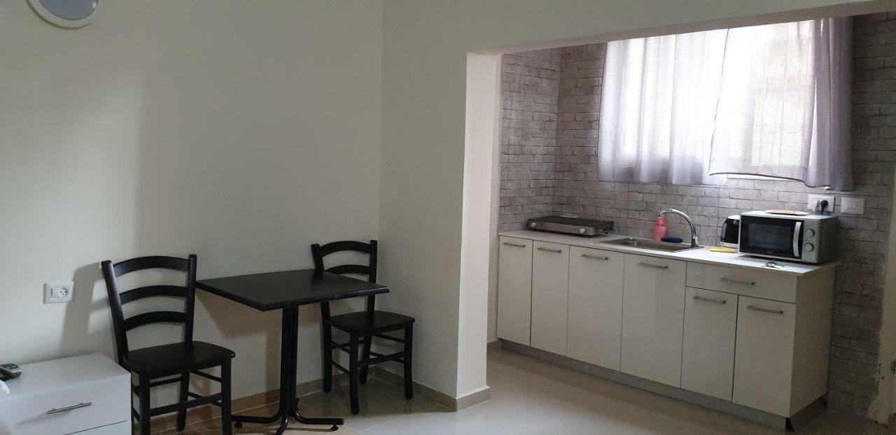 الشقق الفندقية نتانيافي  David Hameleh House المظهر الخارجي الصورة